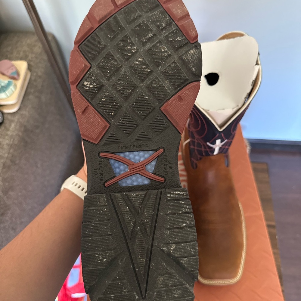 Twisted X Brown Leather Boots with Navy Embroidered Shaft - Picture 6 of 7